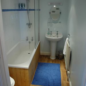 Double or Twin Room Bathroom